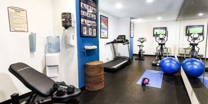 Fitness center at Best Western McCarran Inn.