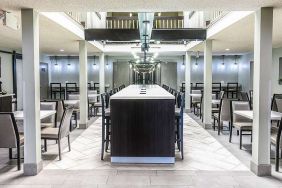 Seating area suitable for co-working at Best Western McCarran Inn.