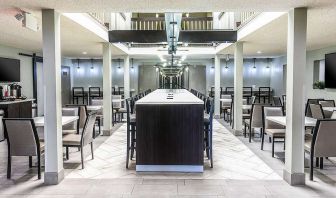 Seating area suitable for co-working at Best Western McCarran Inn.