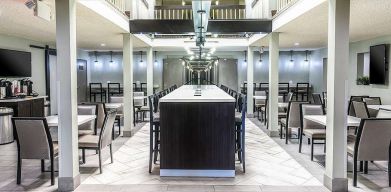 Seating area suitable for co-working at Best Western McCarran Inn.