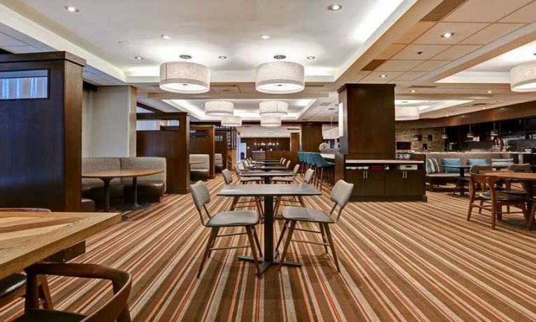 Seating area perfect as workspace at Four Points By Sheraton Toronto Mississauga.