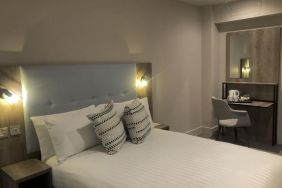 Euston Square Hotel