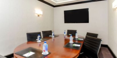 Fully equipped board room ideal for all business meetings at Courtyard By Marriott New York JFK Airport.