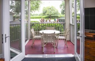 Dayrooms equipped with outdoor terrace at Grande Villas Resort.