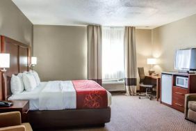 One of Comfort Suites Lombard – Addison’s guest rooms, including workspace desk and chair.