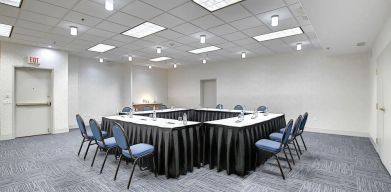 Professional meeting room at Holiday Inn Express & Suites Airport-Calgary.