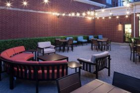 Comfortable outdoor coworking space at Hilton Garden Inn Dallas/Allen.