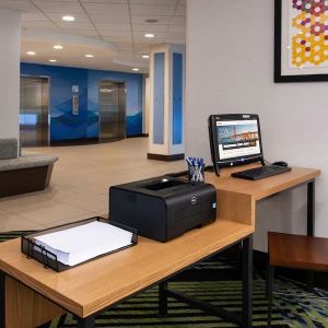 Dedicated business center with PC, internet, and printer at Holiday Inn Express Towson Baltimore N.