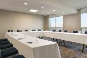 Bright and comfortable conference room at the Embassy Suites by Hilton Toronto Airport.