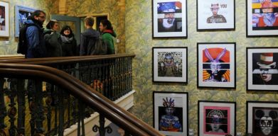 The hotel’s art gallery is free for visitors to peruse at their leisure and offers a range of artistic styles to admire.