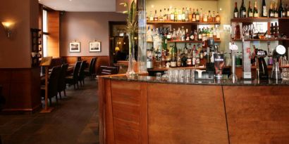 The Royal Highland Hotel’s Ash bar and restaurant provides locally sourced fare, including a wide range of beverages.