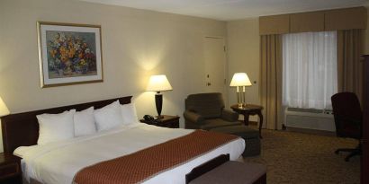 Sturbridge Host Hotel