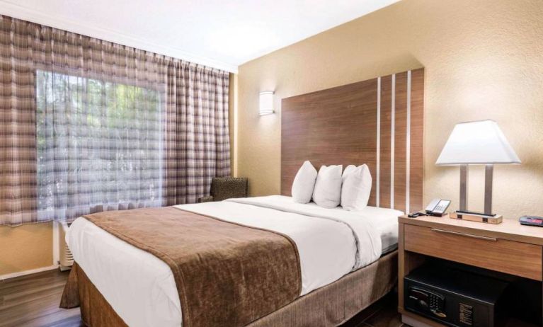 Rodeway Inn & Suites Fort Lauderdale Airport & Cruise Port, Fort Lauderdale