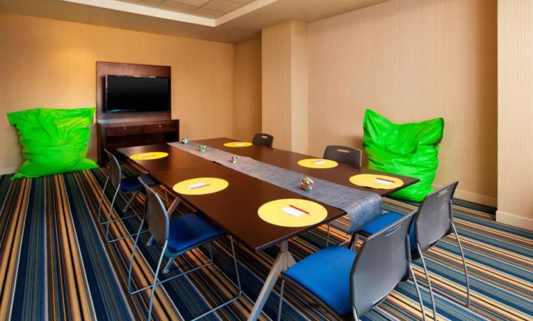 Meeting room at Aloft SFO.