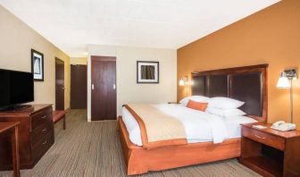 Wyndham Garden Pittsburgh Airport