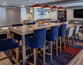 Lounge and coworking space at Hampton Inn Vallejo.