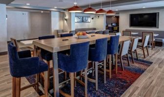 Lounge and coworking space at Hampton Inn Vallejo.