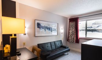 Coratel Inn & Suites By Jasper Hastings