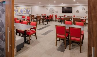 Holiday Inn Express & Suites Halifax/Bedford