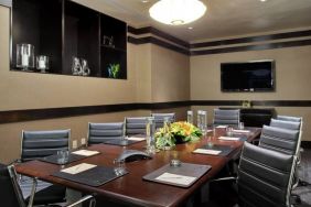 Professional meeting room at Hilton New York Fashion District.