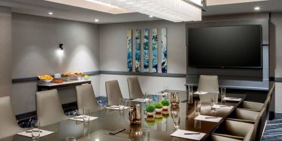 Professional meeting room at DoubleTree By Hilton Washington DC North/Gaithersburg.