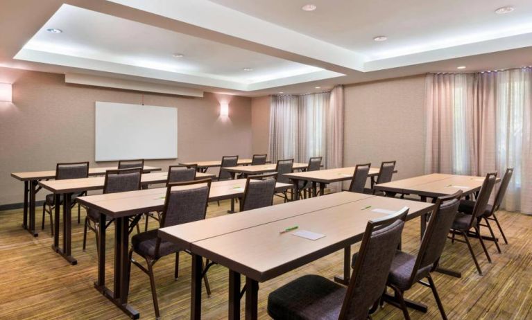 Meeting room at Courtyard By Marriott Sarasota Bradenton Airport.