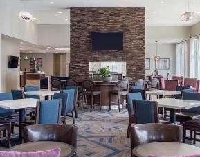 Dining and coworking space at Homewood Suites By Hilton New Orleans French Quarter.