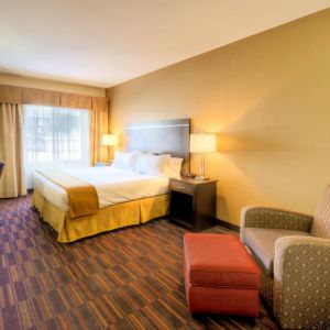 Holiday Inn Express Granbury