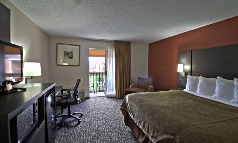 Chicago Club Inn & Suites, Westmont