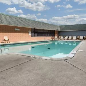 Comfort Inn & Suites Glen Mills – Concordville