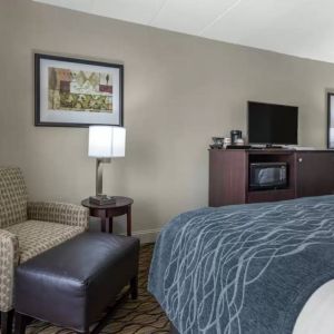 Comfort Inn & Suites Glen Mills – Concordville