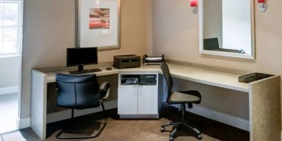 Dedicated business center with PC, internet, and printer at Best Western San Diego Zoo/SeaWorld Inn & Suites.