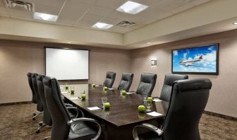 Professional meeting room at Acclaim Hotel Calgary Airport.