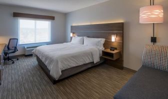 Holiday Inn Express & Suites North Bay