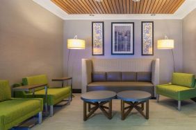 Holiday Inn Express & Suites North Bay