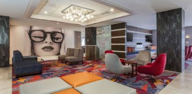 Lounge and coworking space at DoubleTree Atlanta Airport.