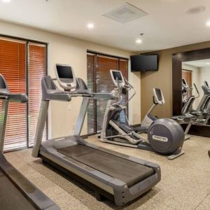 Well equipped fitness center at DoubleTree Atlanta Airport.