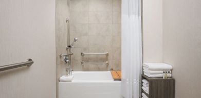 Private guest bathroom with shower at Hotel Caza.