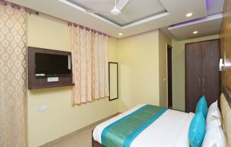 Airport Hotel Redstone, Mahipalpur