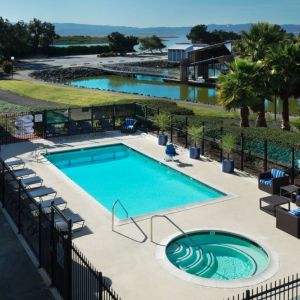 The Marina Inn On San Francisco Bay