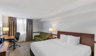 Quality Hotel & Suites Montreal East