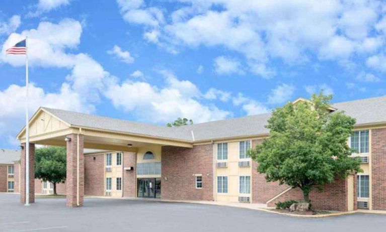 Hotel exterior at Coratel Inn & Suites By Jasper Newton.