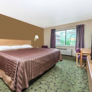 Travelodge By Wyndham Bloomington