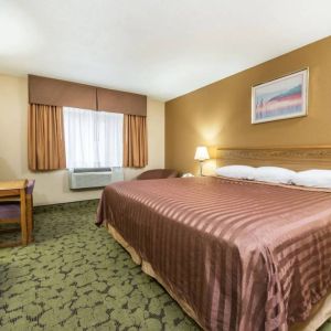 Travelodge By Wyndham Bloomington