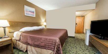 Travelodge By Wyndham Bloomington