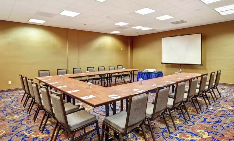 Professional meeting room at Embassy Suites By Hilton Santa Clara Silicon Valley.