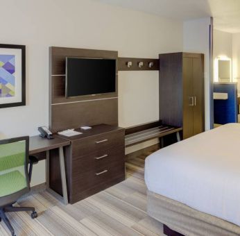 Holiday Inn Express Newberg - Wine Country