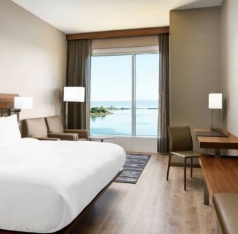 AC Hotel By Marriott SFO/Oyster Point Waterfront