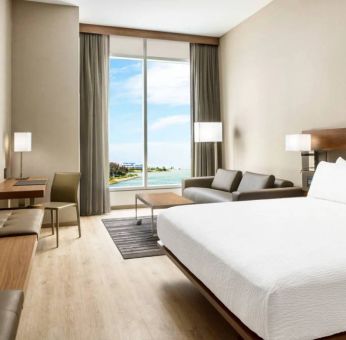 AC Hotel By Marriott SFO/Oyster Point Waterfront