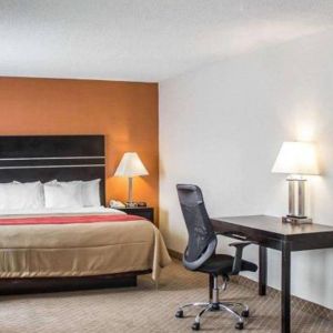 Norwood Inn And Suites Columbus